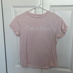 Calvin klein pink tee S